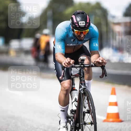 16.08.2026 - KN Förde Triathlon 2026 H.Heesch http://msf.ph/oto/9990227 16.08.2026 13:25:07 Radfahren 515, 745 meine-sportfotos.de