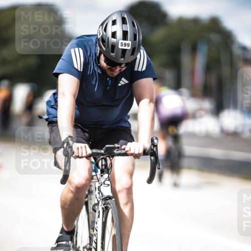 16.08.2026 - KN Förde Triathlon 2026 H.Heesch http://msf.ph/oto/9990241 16.08.2026 13:25:16 Radfahren 196, 599 meine-sportfotos.de