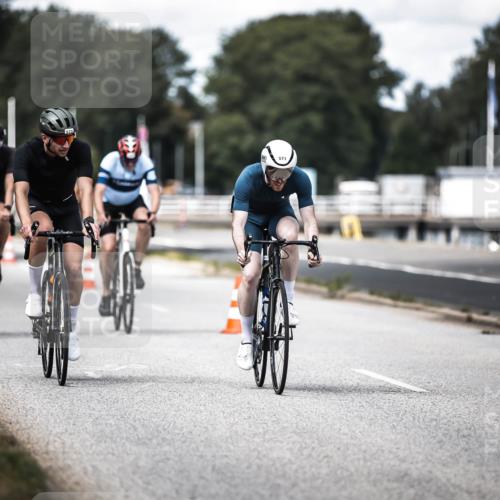 16.08.2026 - KN Förde Triathlon 2026 H.Heesch http://msf.ph/oto/9990270 16.08.2026 13:25:32 Radfahren 739 meine-sportfotos.de