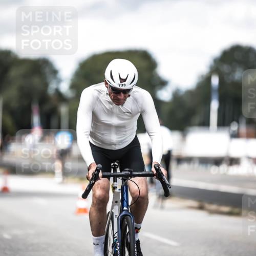 16.08.2026 - KN Förde Triathlon 2026 H.Heesch http://msf.ph/oto/9990295 16.08.2026 13:25:36 Radfahren 739 meine-sportfotos.de