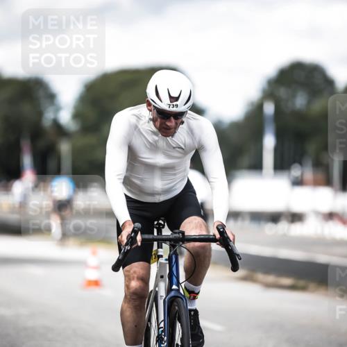 16.08.2026 - KN Förde Triathlon 2026 H.Heesch http://msf.ph/oto/9990297 16.08.2026 13:25:36 Radfahren 739 meine-sportfotos.de