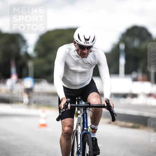 16.08.2026 - KN Förde Triathlon 2026 H.Heesch http://msf.ph/oto/9990298 16.08.2026 13:25:36 Radfahren 739 meine-sportfotos.de