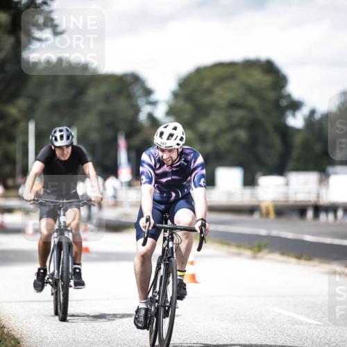16.08.2026 - KN Förde Triathlon 2026 H.Heesch http://msf.ph/oto/9990310 16.08.2026 13:25:41 Radfahren 601, 711 meine-sportfotos.de