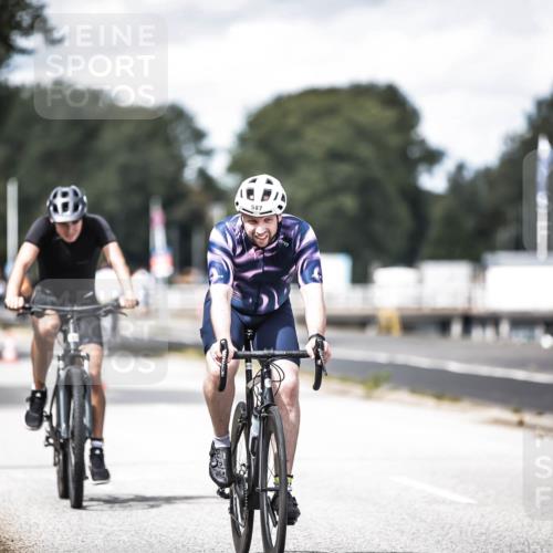 16.08.2026 - KN Förde Triathlon 2026 H.Heesch http://msf.ph/oto/9990313 16.08.2026 13:25:41 Radfahren 601, 711 meine-sportfotos.de