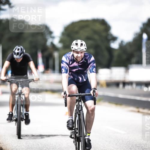 16.08.2026 - KN Förde Triathlon 2026 H.Heesch http://msf.ph/oto/9990317 16.08.2026 13:25:41 Radfahren 601, 711 meine-sportfotos.de
