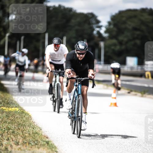 16.08.2026 - KN Förde Triathlon 2026 H.Heesch http://msf.ph/oto/9990333 16.08.2026 13:25:53 Radfahren 726 meine-sportfotos.de