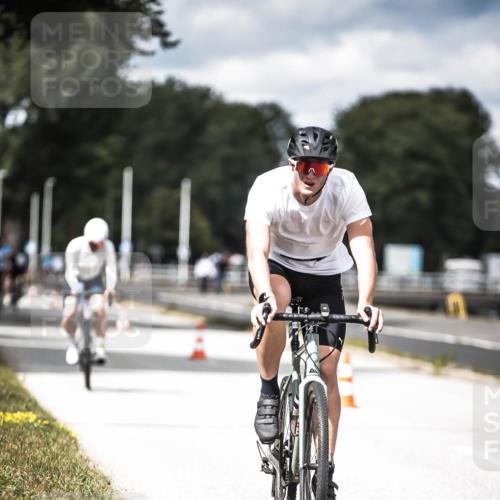 16.08.2026 - KN Förde Triathlon 2026 H.Heesch http://msf.ph/oto/9990351 16.08.2026 13:25:54 Radfahren 726 meine-sportfotos.de