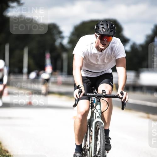 16.08.2026 - KN Förde Triathlon 2026 H.Heesch http://msf.ph/oto/9990360 16.08.2026 13:25:55 Radfahren 726 meine-sportfotos.de