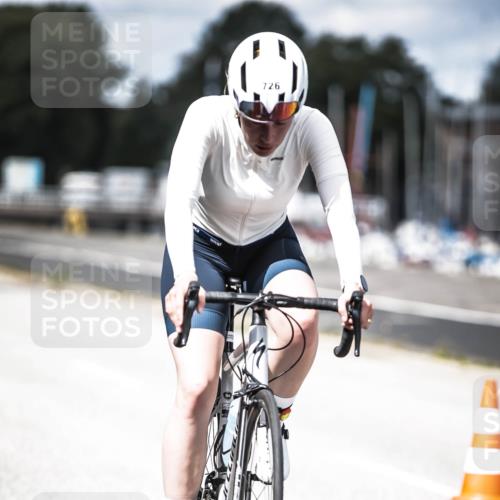 16.08.2026 - KN Förde Triathlon 2026 H.Heesch http://msf.ph/oto/9990377 16.08.2026 13:25:58 Radfahren 726 meine-sportfotos.de