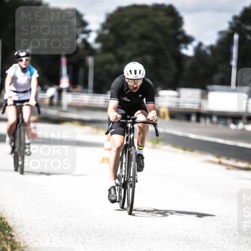 16.08.2026 - KN Förde Triathlon 2026 H.Heesch http://msf.ph/oto/9990397 16.08.2026 13:26:02 Radfahren 731 meine-sportfotos.de