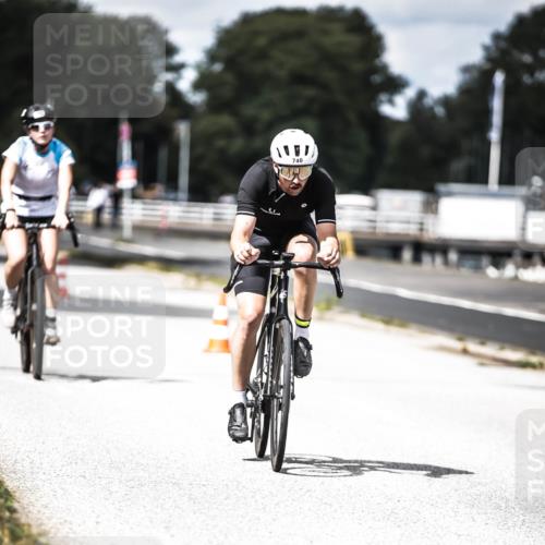 16.08.2026 - KN Förde Triathlon 2026 H.Heesch http://msf.ph/oto/9990398 16.08.2026 13:26:02 Radfahren 731 meine-sportfotos.de