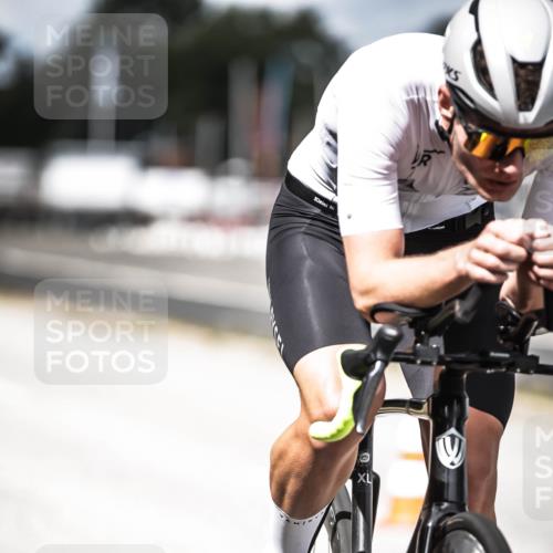 16.08.2026 - KN Förde Triathlon 2026 H.Heesch http://msf.ph/oto/9990440 16.08.2026 13:26:10 Radfahren  meine-sportfotos.de