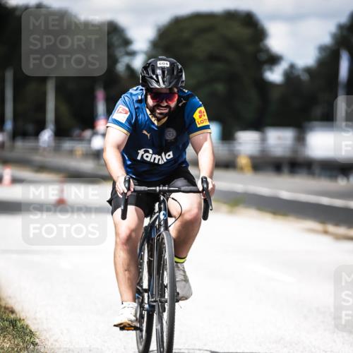 16.08.2026 - KN Förde Triathlon 2026 H.Heesch http://msf.ph/oto/9990465 16.08.2026 13:26:19 Radfahren 604 meine-sportfotos.de