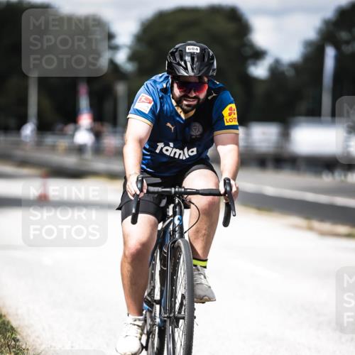 16.08.2026 - KN Förde Triathlon 2026 H.Heesch http://msf.ph/oto/9990469 16.08.2026 13:26:19 Radfahren 604 meine-sportfotos.de