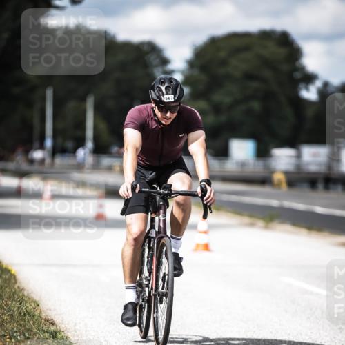 16.08.2026 - KN Förde Triathlon 2026 H.Heesch http://msf.ph/oto/9990478 16.08.2026 13:26:22 Radfahren 604 meine-sportfotos.de