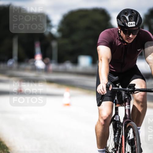 16.08.2026 - KN Förde Triathlon 2026 H.Heesch http://msf.ph/oto/9990491 16.08.2026 13:26:23 Radfahren 580, 604 meine-sportfotos.de