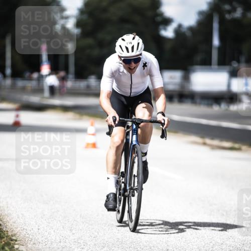 16.08.2026 - KN Förde Triathlon 2026 H.Heesch http://msf.ph/oto/9990500 16.08.2026 13:26:26 Radfahren 580 meine-sportfotos.de