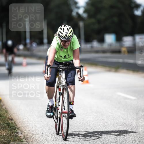 16.08.2026 - KN Förde Triathlon 2026 H.Heesch http://msf.ph/oto/9990513 16.08.2026 13:26:35 Radfahren 715, 725, 742 meine-sportfotos.de