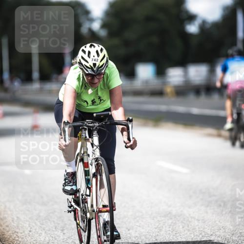 16.08.2026 - KN Förde Triathlon 2026 H.Heesch http://msf.ph/oto/9990517 16.08.2026 13:26:35 Radfahren 715, 725, 742 meine-sportfotos.de