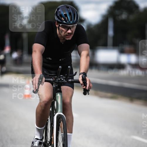 16.08.2026 - KN Förde Triathlon 2026 H.Heesch http://msf.ph/oto/9990552 16.08.2026 13:26:43 Radfahren 566 meine-sportfotos.de