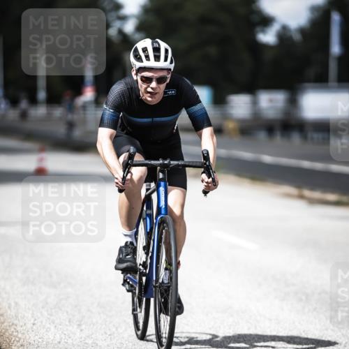 16.08.2026 - KN Förde Triathlon 2026 H.Heesch http://msf.ph/oto/9990561 16.08.2026 13:26:48 Radfahren  meine-sportfotos.de