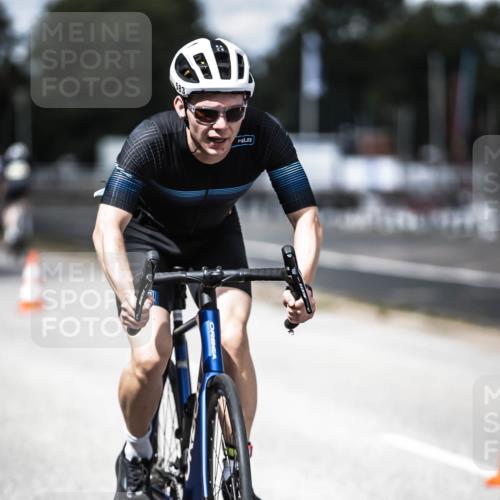 16.08.2026 - KN Förde Triathlon 2026 H.Heesch http://msf.ph/oto/9990568 16.08.2026 13:26:49 Radfahren 735 meine-sportfotos.de