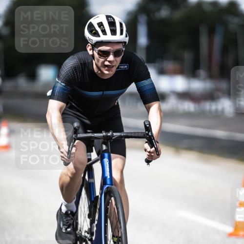 16.08.2026 - KN Förde Triathlon 2026 H.Heesch http://msf.ph/oto/9990569 16.08.2026 13:26:49 Radfahren 735 meine-sportfotos.de