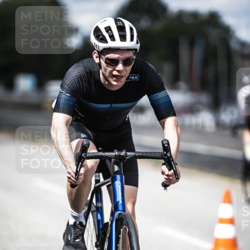 16.08.2026 - KN Förde Triathlon 2026 H.Heesch http://msf.ph/oto/9990571 16.08.2026 13:26:49 Radfahren 735 meine-sportfotos.de