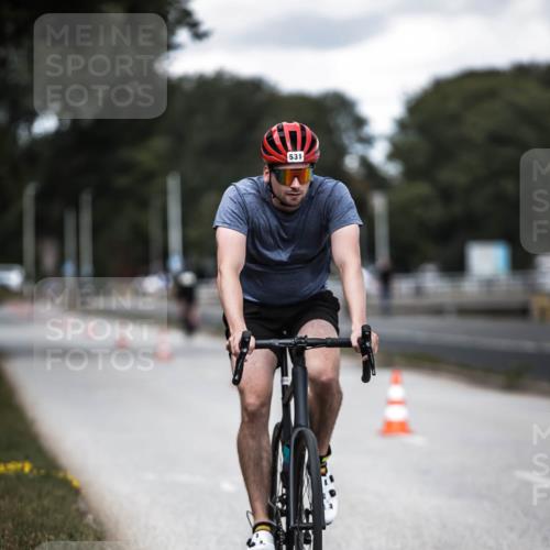 16.08.2026 - KN Förde Triathlon 2026 H.Heesch http://msf.ph/oto/9990581 16.08.2026 13:27:09 Radfahren  meine-sportfotos.de