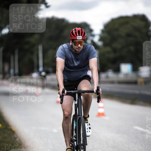 16.08.2026 - KN Förde Triathlon 2026 H.Heesch http://msf.ph/oto/9990583 16.08.2026 13:27:09 Radfahren  meine-sportfotos.de