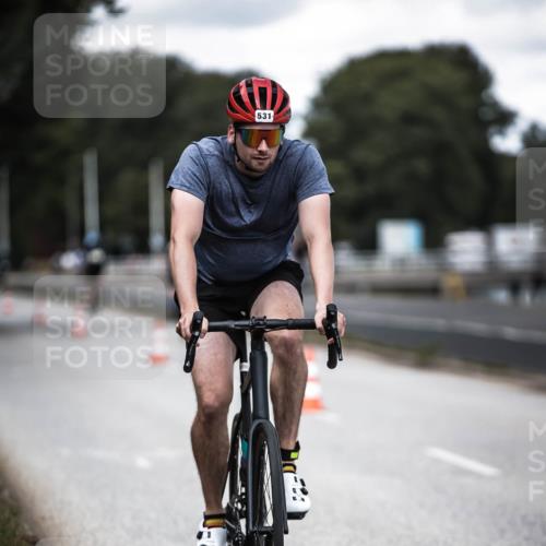 16.08.2026 - KN Förde Triathlon 2026 H.Heesch http://msf.ph/oto/9990586 16.08.2026 13:27:09 Radfahren  meine-sportfotos.de