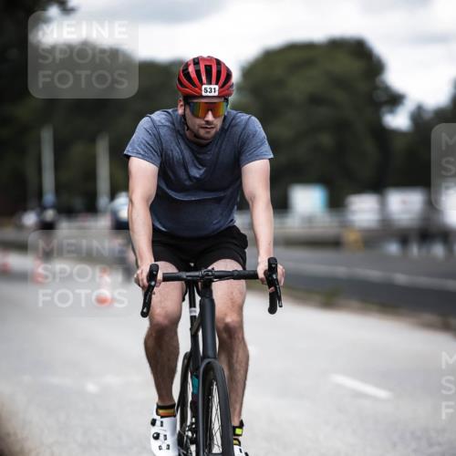 16.08.2026 - KN Förde Triathlon 2026 H.Heesch http://msf.ph/oto/9990588 16.08.2026 13:27:09 Radfahren  meine-sportfotos.de