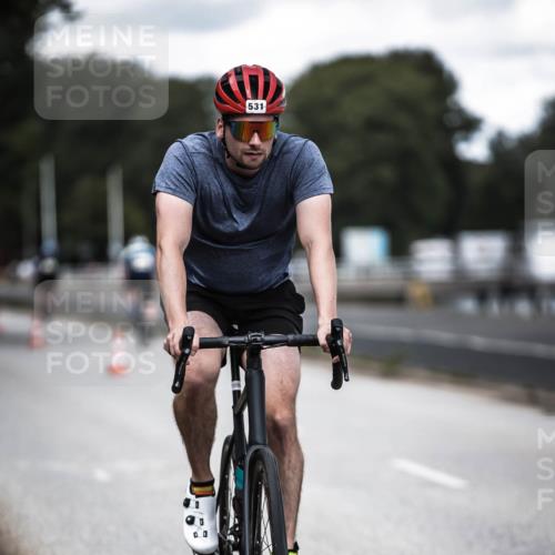 16.08.2026 - KN Förde Triathlon 2026 H.Heesch http://msf.ph/oto/9990589 16.08.2026 13:27:09 Radfahren  meine-sportfotos.de