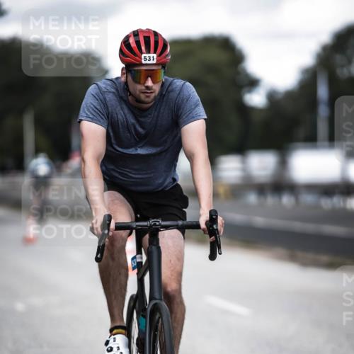 16.08.2026 - KN Förde Triathlon 2026 H.Heesch http://msf.ph/oto/9990593 16.08.2026 13:27:09 Radfahren  meine-sportfotos.de