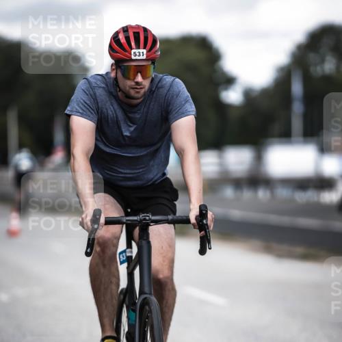 16.08.2026 - KN Förde Triathlon 2026 H.Heesch http://msf.ph/oto/9990594 16.08.2026 13:27:09 Radfahren  meine-sportfotos.de