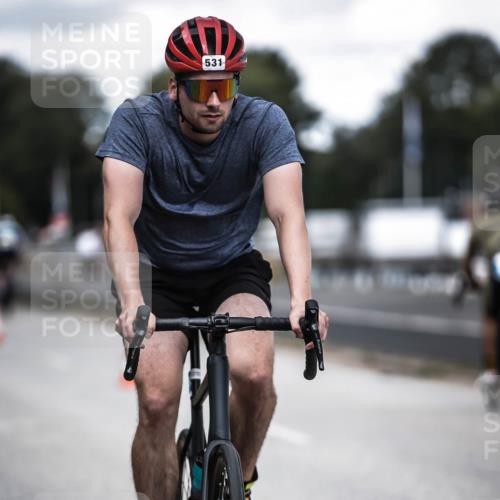 16.08.2026 - KN Förde Triathlon 2026 H.Heesch http://msf.ph/oto/9990596 16.08.2026 13:27:09 Radfahren  meine-sportfotos.de