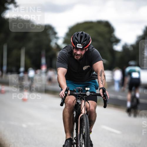 16.08.2026 - KN Förde Triathlon 2026 H.Heesch http://msf.ph/oto/9990615 16.08.2026 13:27:29 Radfahren 579, 606 meine-sportfotos.de