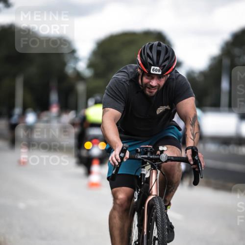 16.08.2026 - KN Förde Triathlon 2026 H.Heesch http://msf.ph/oto/9990619 16.08.2026 13:27:29 Radfahren 579, 606 meine-sportfotos.de