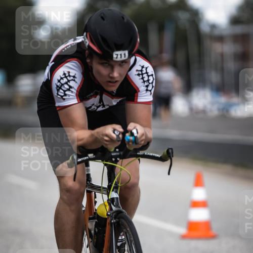 16.08.2026 - KN Förde Triathlon 2026 H.Heesch http://msf.ph/oto/9990652 16.08.2026 13:28:16 Radfahren 723 meine-sportfotos.de