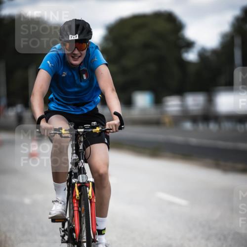 16.08.2026 - KN Förde Triathlon 2026 H.Heesch http://msf.ph/oto/9990664 16.08.2026 13:28:25 Radfahren 609, 709, 717, 734 meine-sportfotos.de