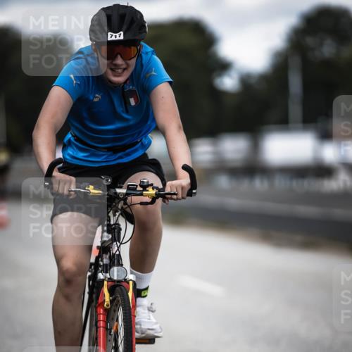 16.08.2026 - KN Förde Triathlon 2026 H.Heesch http://msf.ph/oto/9990670 16.08.2026 13:28:25 Radfahren 609, 709, 717, 734 meine-sportfotos.de