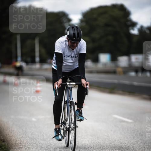 16.08.2026 - KN Förde Triathlon 2026 H.Heesch http://msf.ph/oto/9990676 16.08.2026 13:28:28 Radfahren 609, 709, 717, 734 meine-sportfotos.de