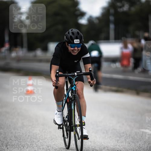 16.08.2026 - KN Förde Triathlon 2026 H.Heesch http://msf.ph/oto/9990694 16.08.2026 13:28:59 Radfahren  meine-sportfotos.de