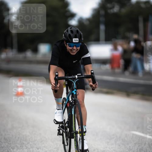 16.08.2026 - KN Förde Triathlon 2026 H.Heesch http://msf.ph/oto/9990696 16.08.2026 13:28:59 Radfahren  meine-sportfotos.de