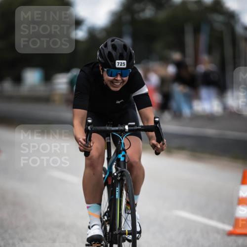 16.08.2026 - KN Förde Triathlon 2026 H.Heesch http://msf.ph/oto/9990700 16.08.2026 13:28:59 Radfahren  meine-sportfotos.de