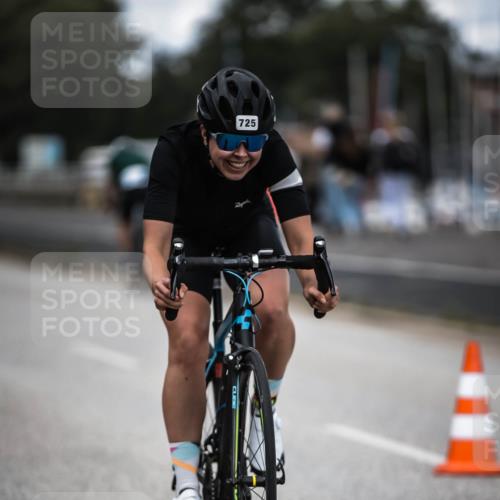 16.08.2026 - KN Förde Triathlon 2026 H.Heesch http://msf.ph/oto/9990701 16.08.2026 13:28:59 Radfahren  meine-sportfotos.de