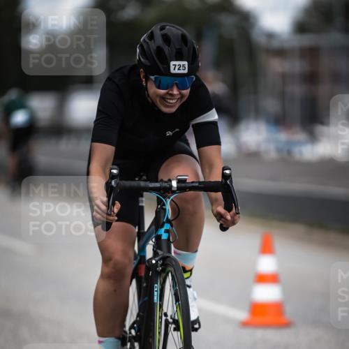16.08.2026 - KN Förde Triathlon 2026 H.Heesch http://msf.ph/oto/9990704 16.08.2026 13:29:00 Radfahren  meine-sportfotos.de