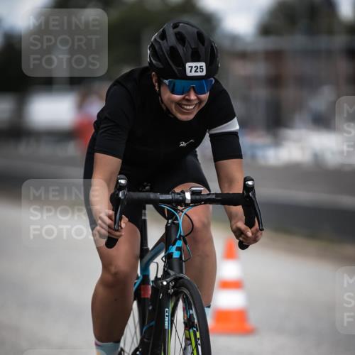 16.08.2026 - KN Förde Triathlon 2026 H.Heesch http://msf.ph/oto/9990706 16.08.2026 13:29:00 Radfahren  meine-sportfotos.de