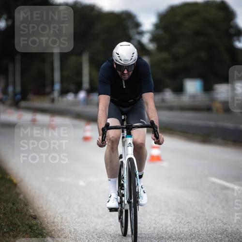 16.08.2026 - KN Förde Triathlon 2026 H.Heesch http://msf.ph/oto/9990708 16.08.2026 13:29:04 Radfahren  meine-sportfotos.de