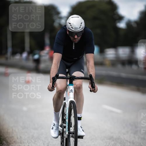 16.08.2026 - KN Förde Triathlon 2026 H.Heesch http://msf.ph/oto/9990714 16.08.2026 13:29:04 Radfahren  meine-sportfotos.de